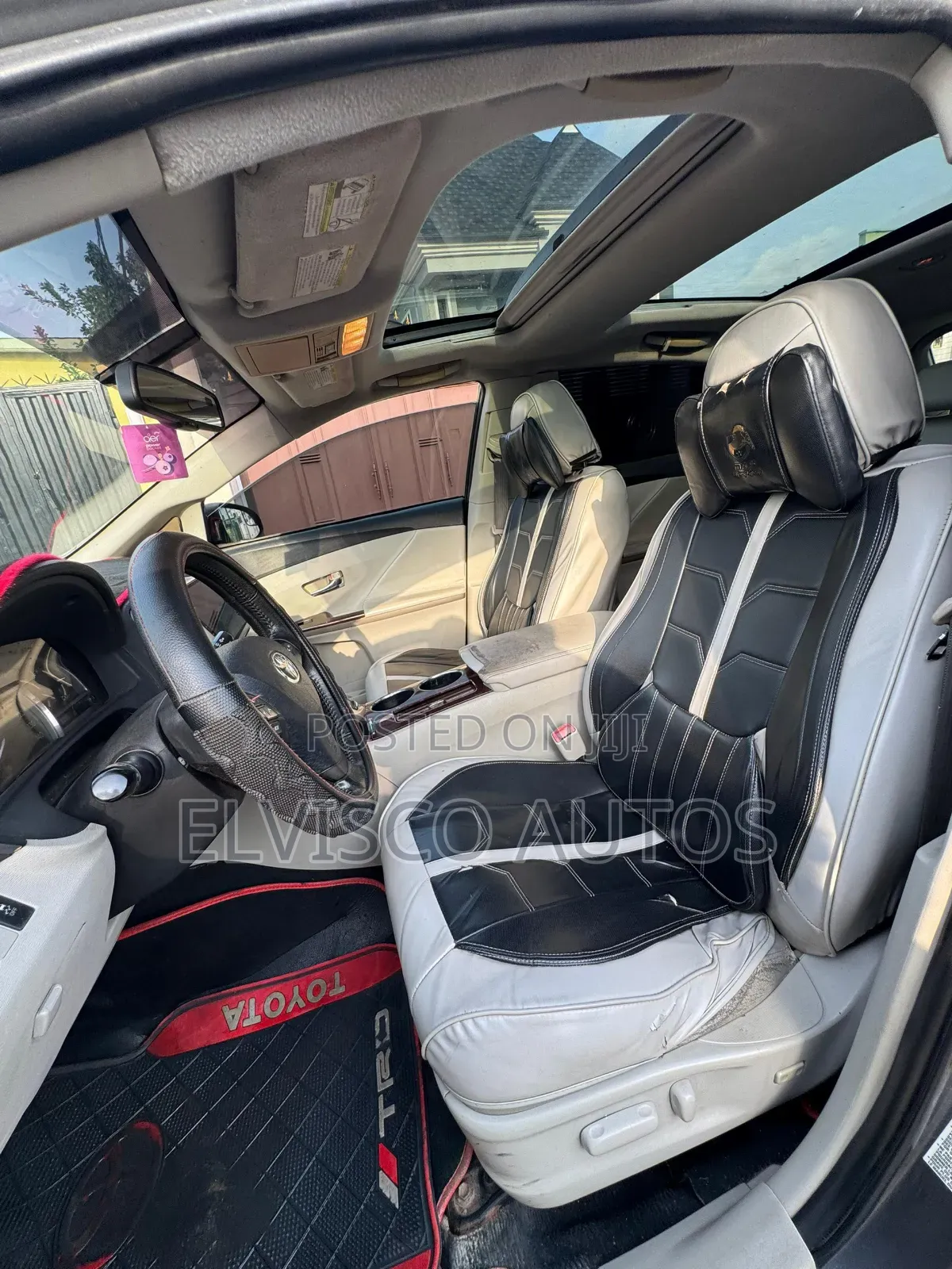 Toyota Venza V6 AWD 2011 Gray