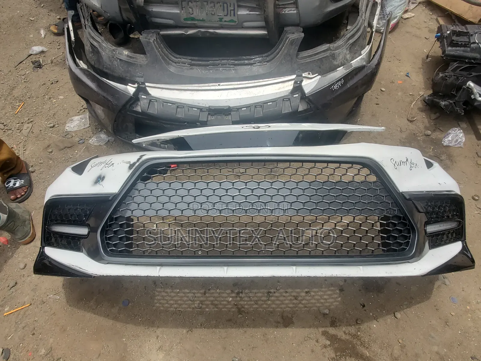 Complete Front Bumper Toyota Corolla 2020 Sport