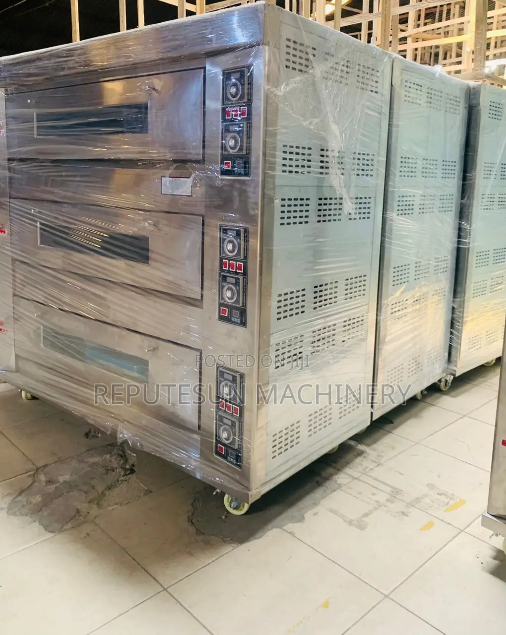 Commercial Bakery 3 Deck, 9 Trays Gas Oven