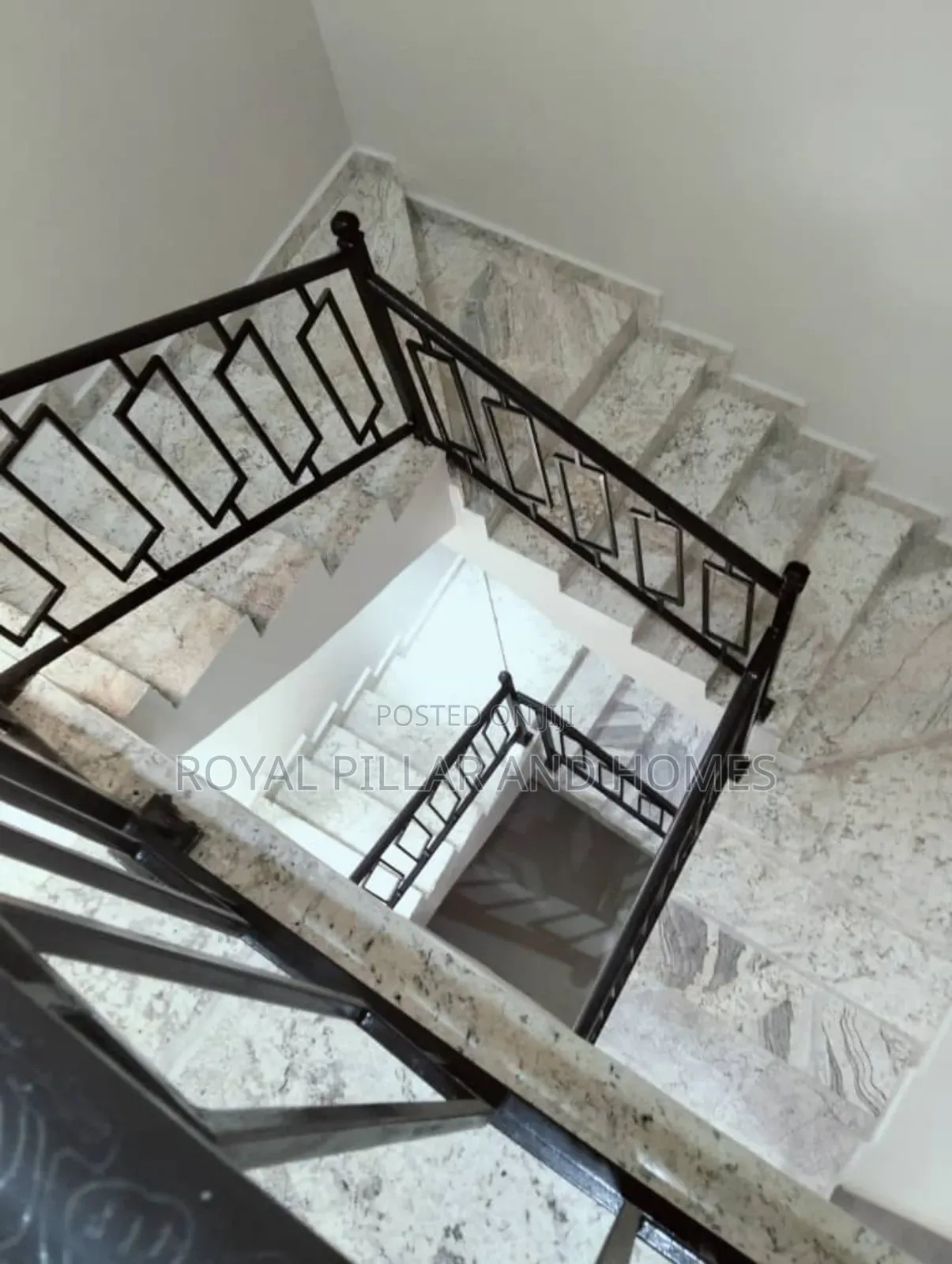 5bdrm Townhouse / Terrace in Guzape Main for rent