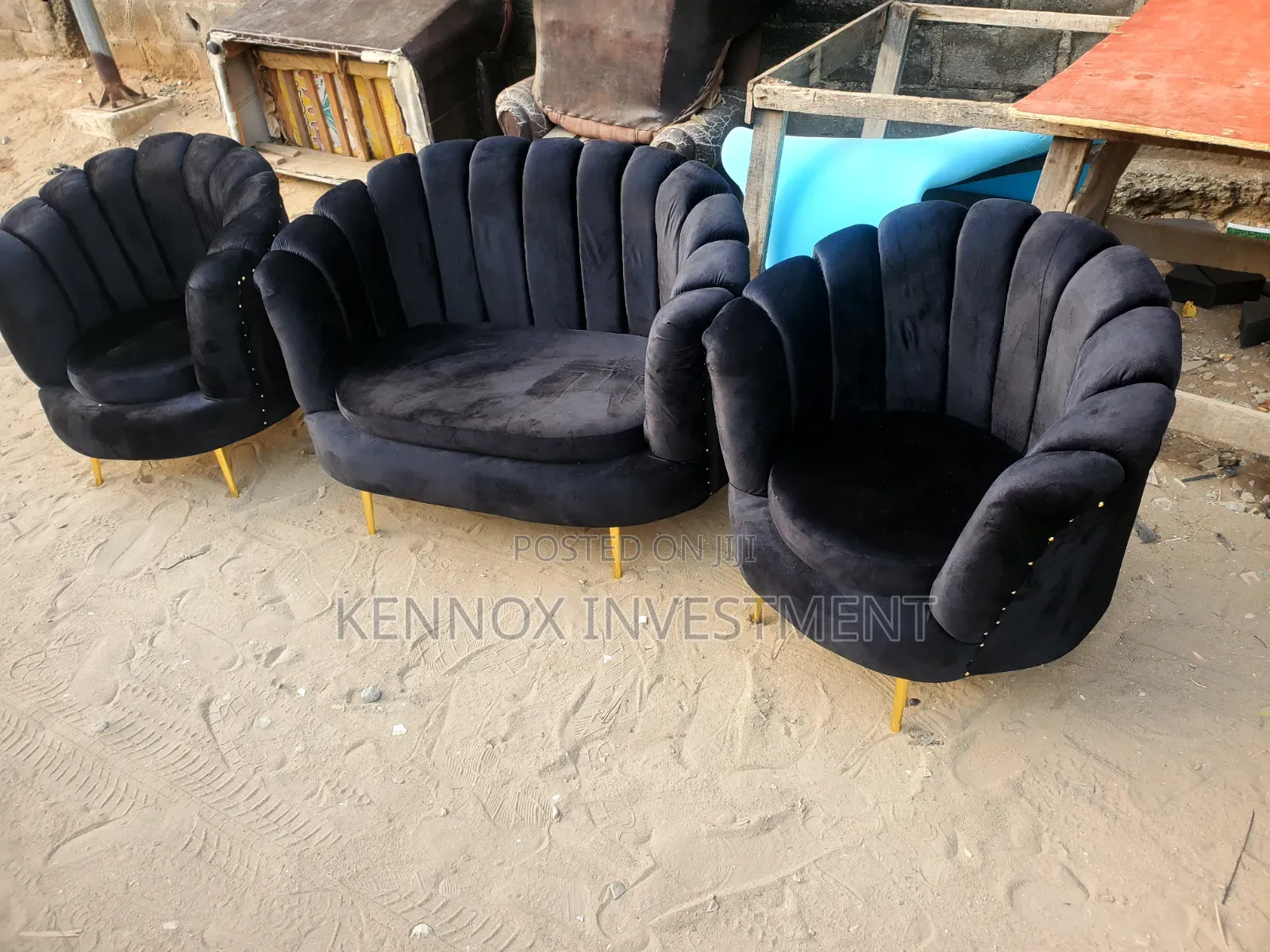 Fabric 4 Seaters Flower Chairs