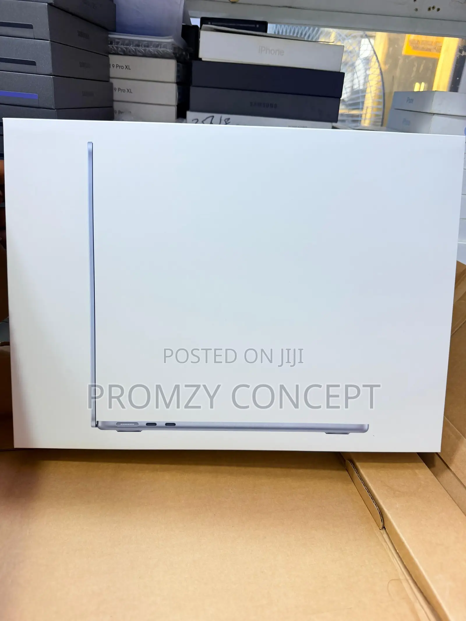 New Laptop Apple MacBook Air 2026 M5 13-inch 24GB Apple M5 SSD 1T