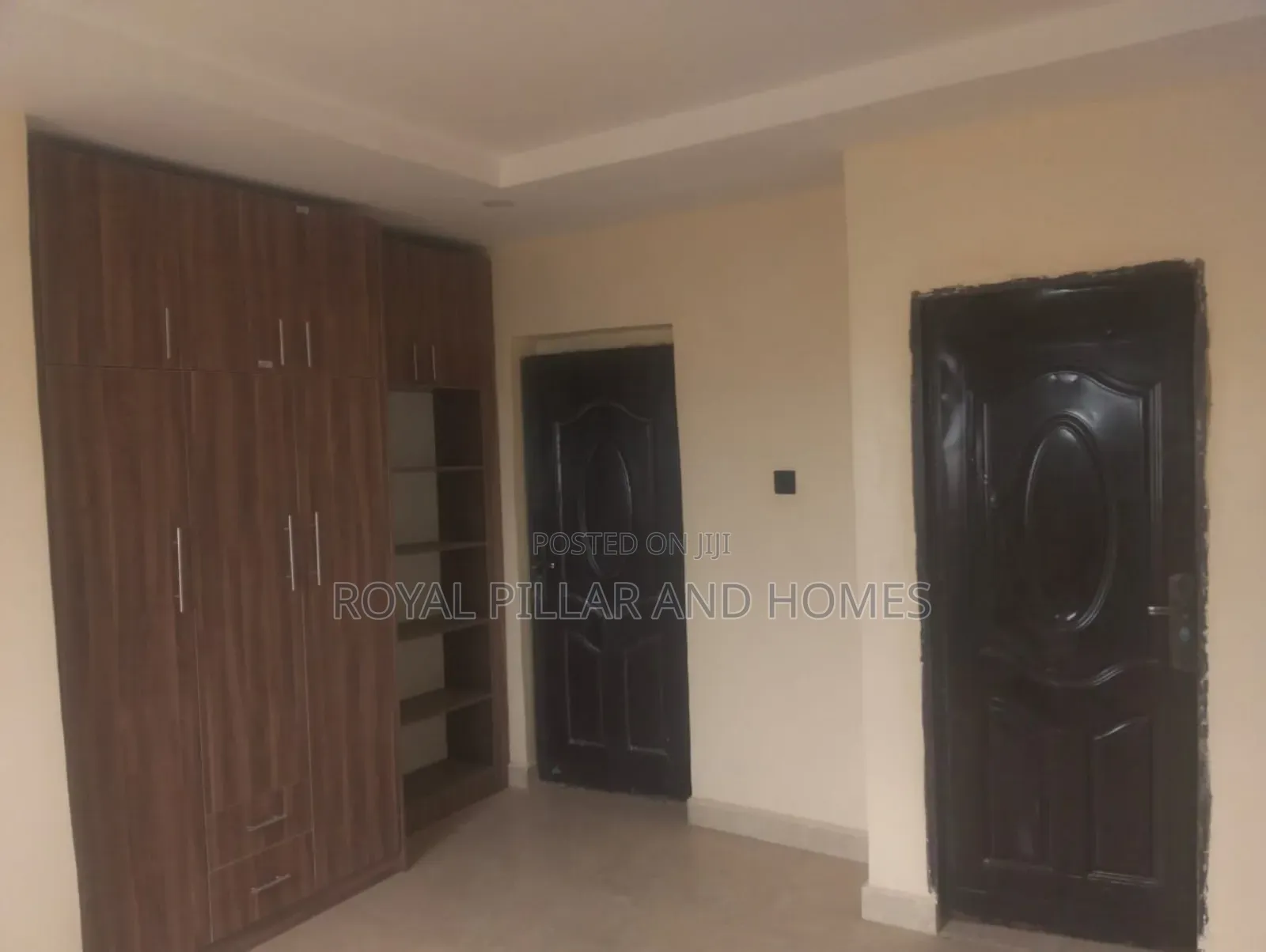 4bdrm Townhouse / Terrace in Brains And Hammer, Life Camp for rent