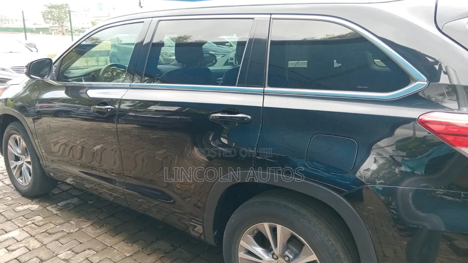 Toyota Highlander XLE 4dr SUV (3.5L 6cyl 6A) 2015 Matt Black