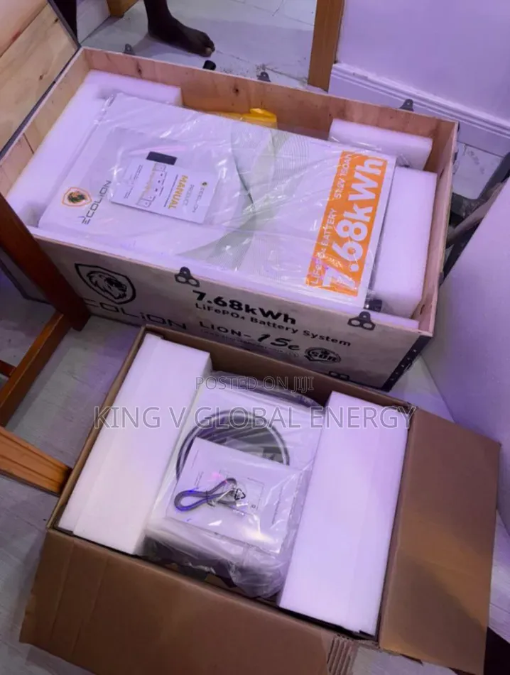 Solar System Set Up of 6kw/48 Hybrid Inverter by 7.68kwh/48v Lithium