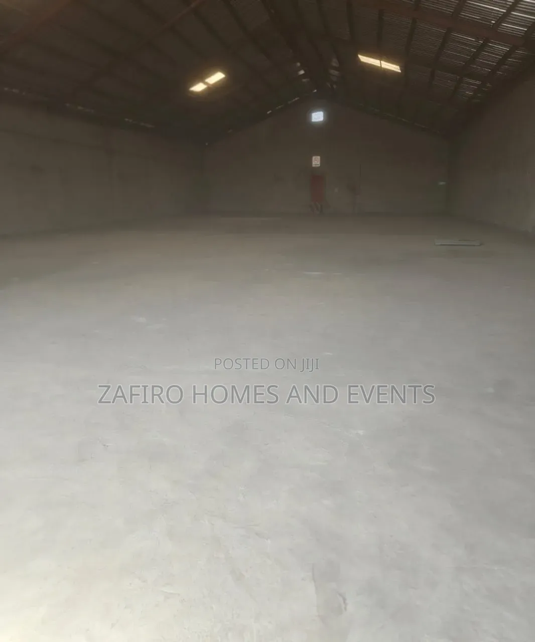 10002m Warehouse at Challenge Near Lagos Ibadan Expressway for Rent