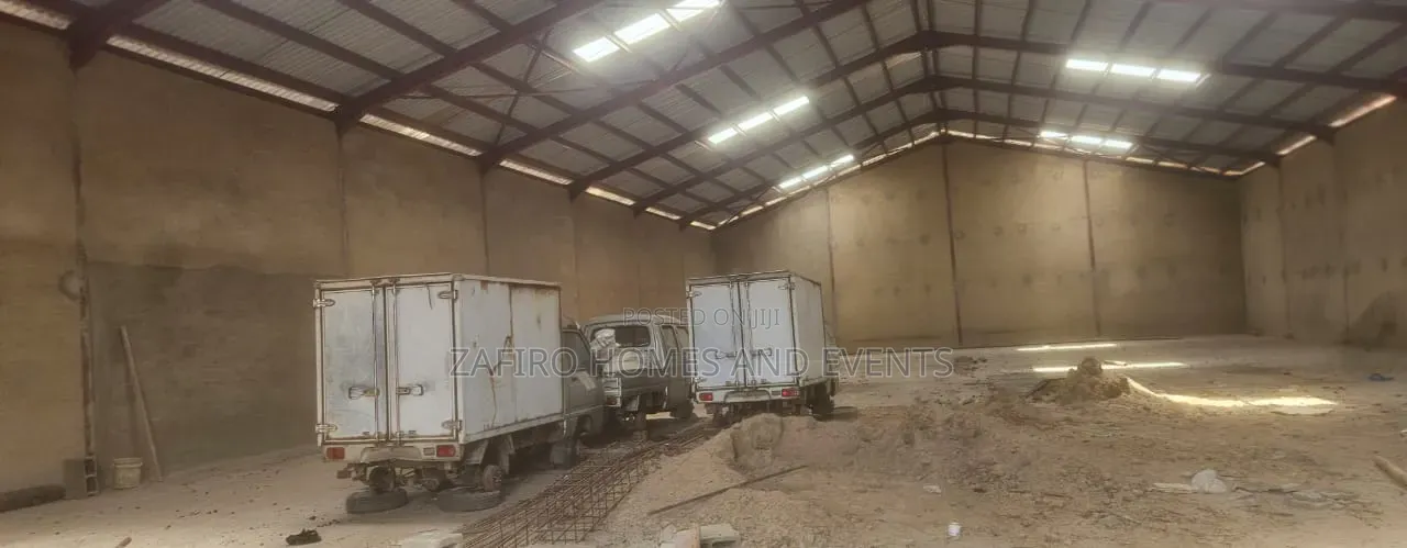 10002m Warehouse at Adegoke New Garage Ibadan for Rent
