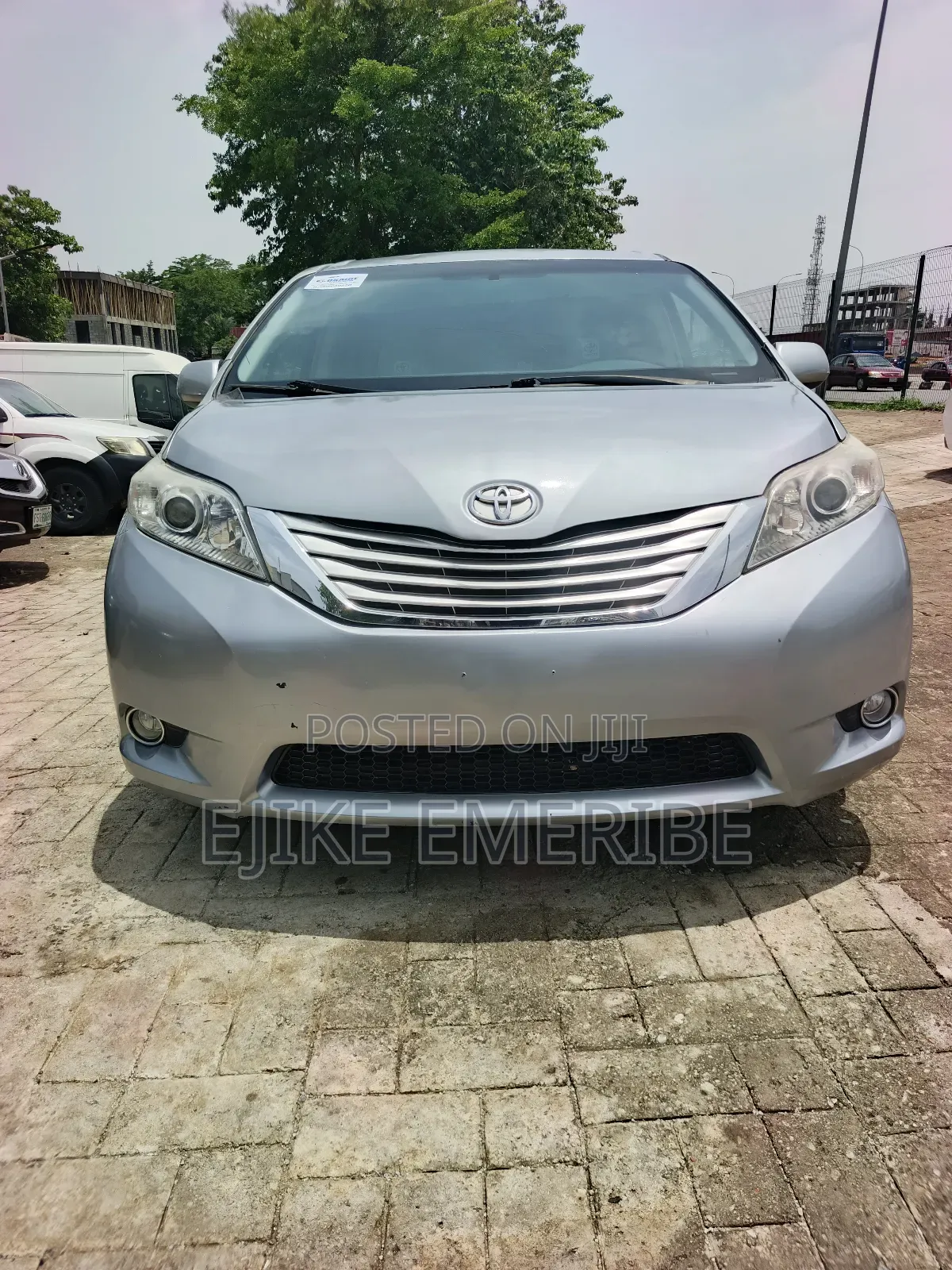 Toyota Sienna 2014 Silver
