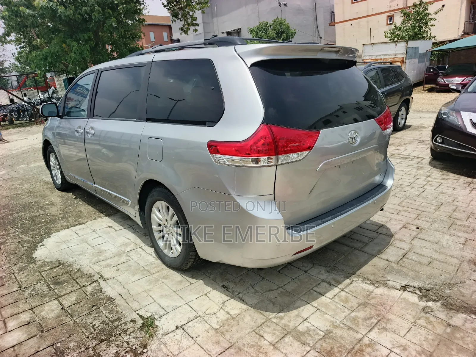 Toyota Sienna 2014 Silver