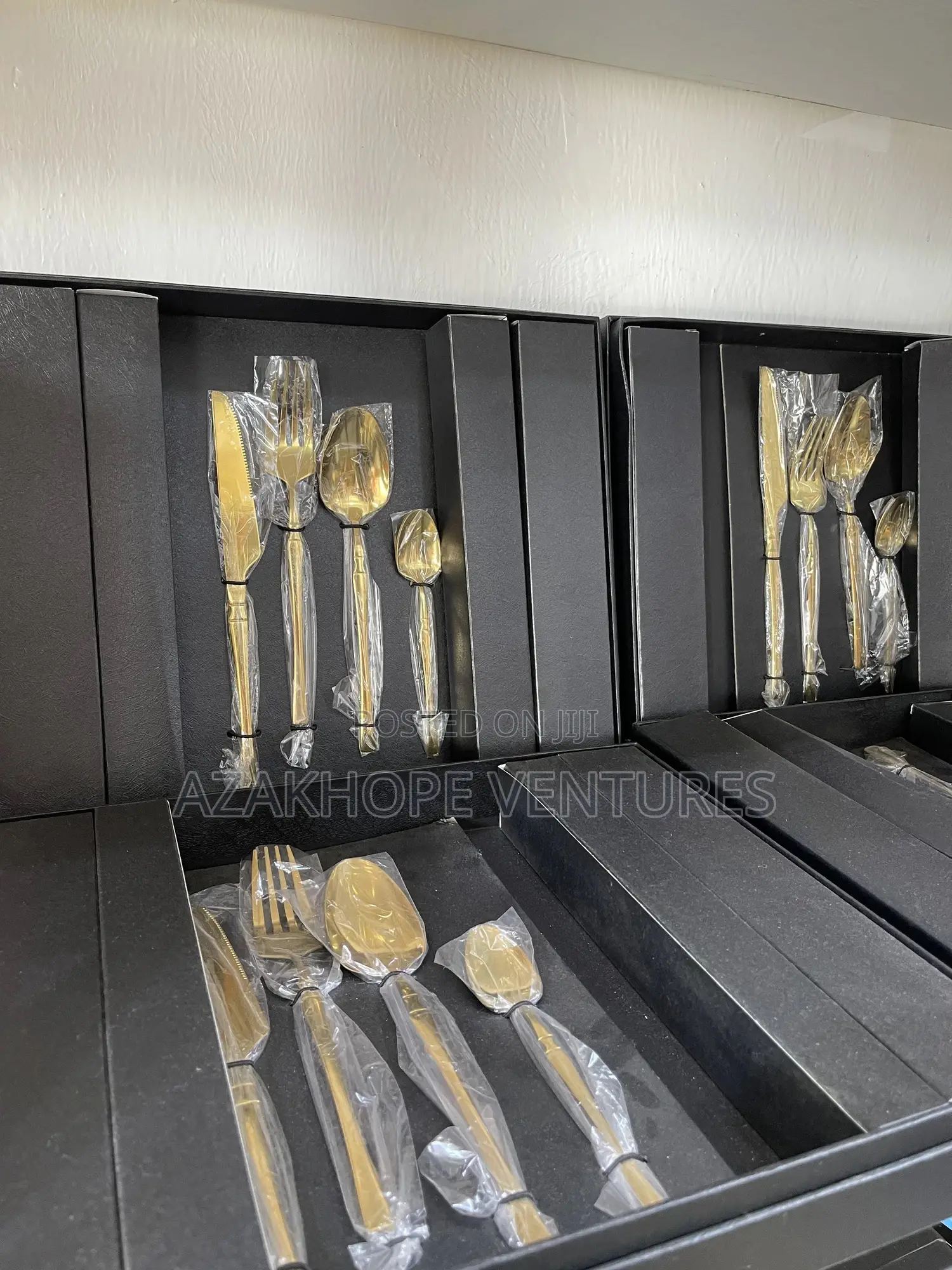 Gold-Plated Stainless Steel Cutlery Set