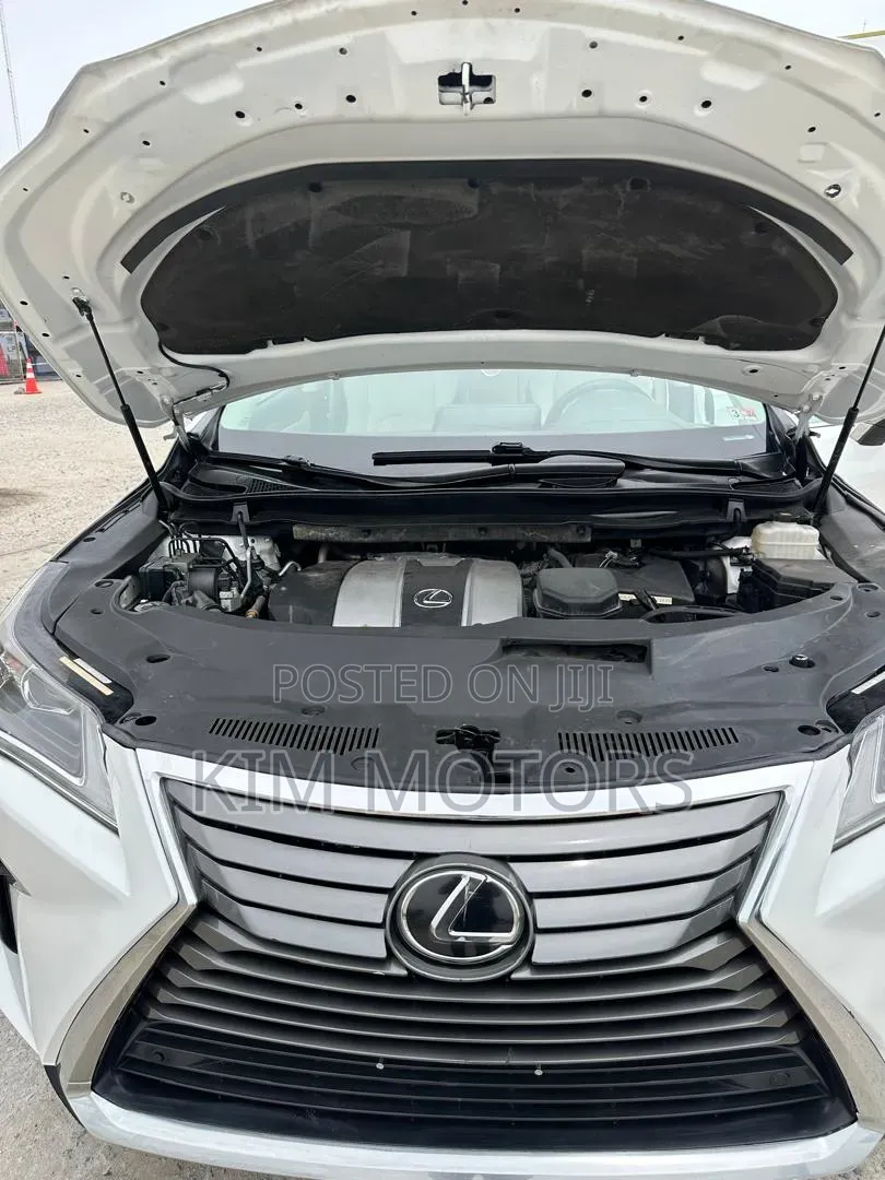 Lexus RX 350 FWD 2017 White