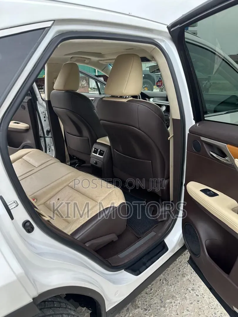 Lexus RX 350 FWD 2017 White