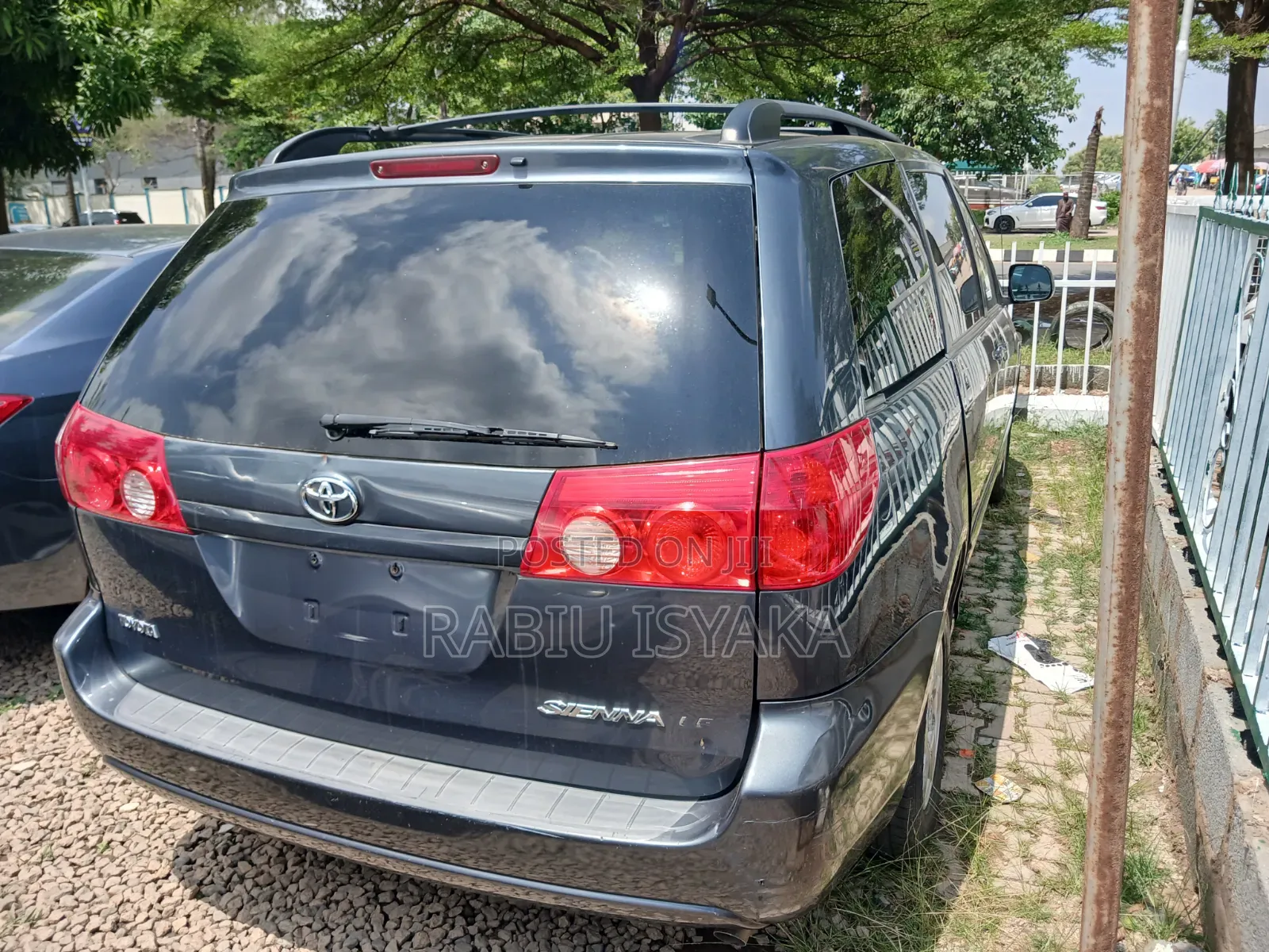 Toyota Sienna 2009 Gray