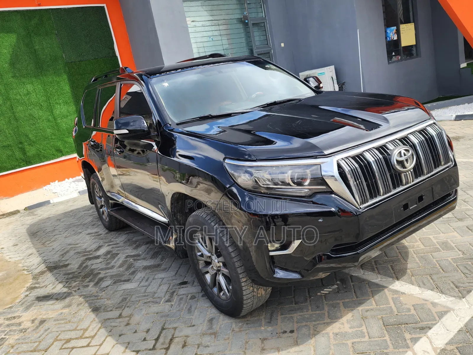 Toyota Land Cruiser Prado 2014 Black