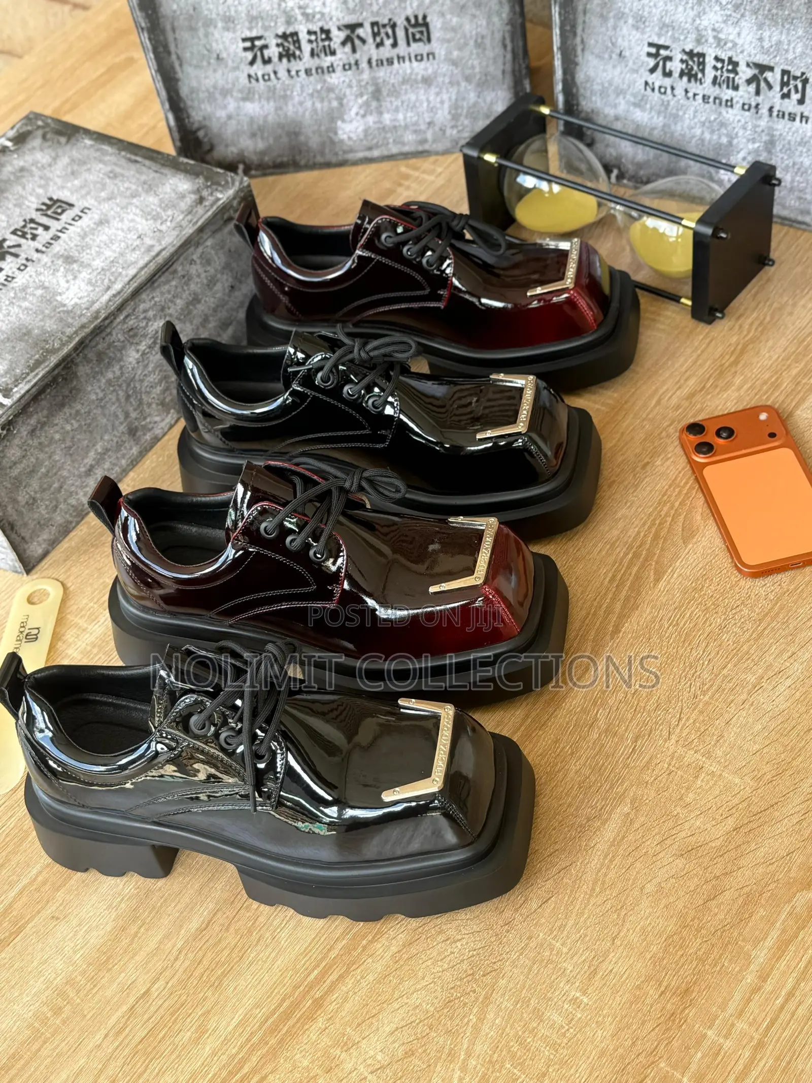 Black Men's Derby Shoe With Thick Soles and Square Toe