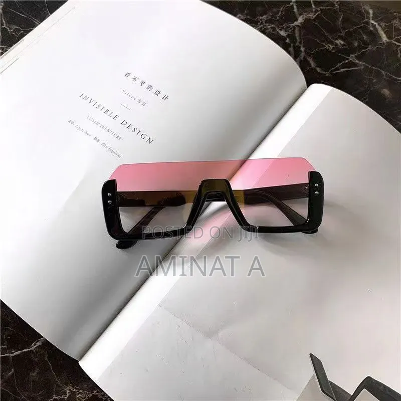 Stylish Crystal Retro Sunglasses