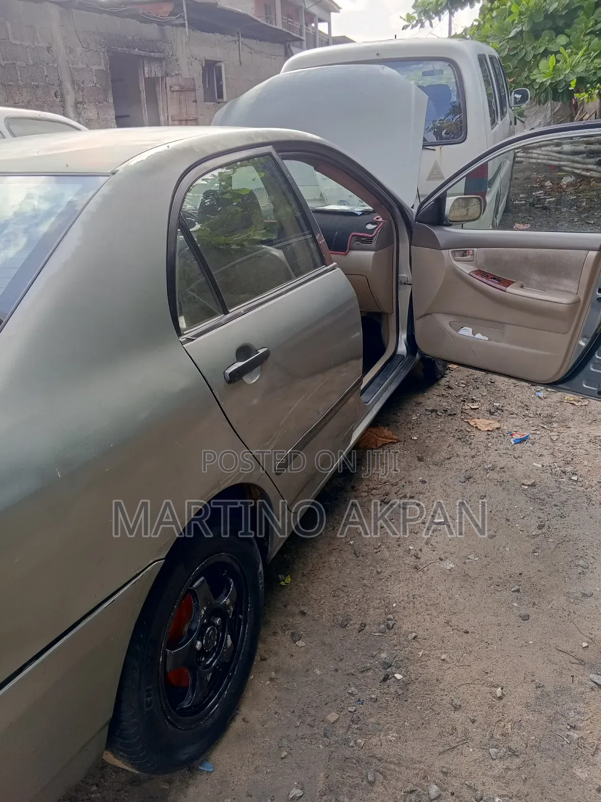 Toyota Corolla LE 2004 Gray
