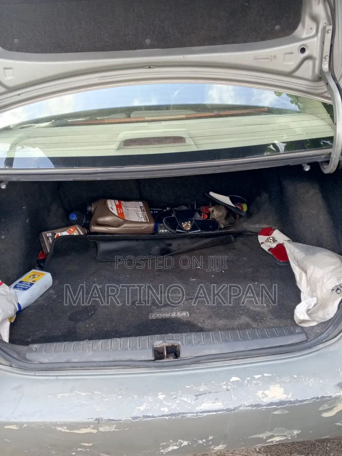Toyota Corolla LE 2004 Gray