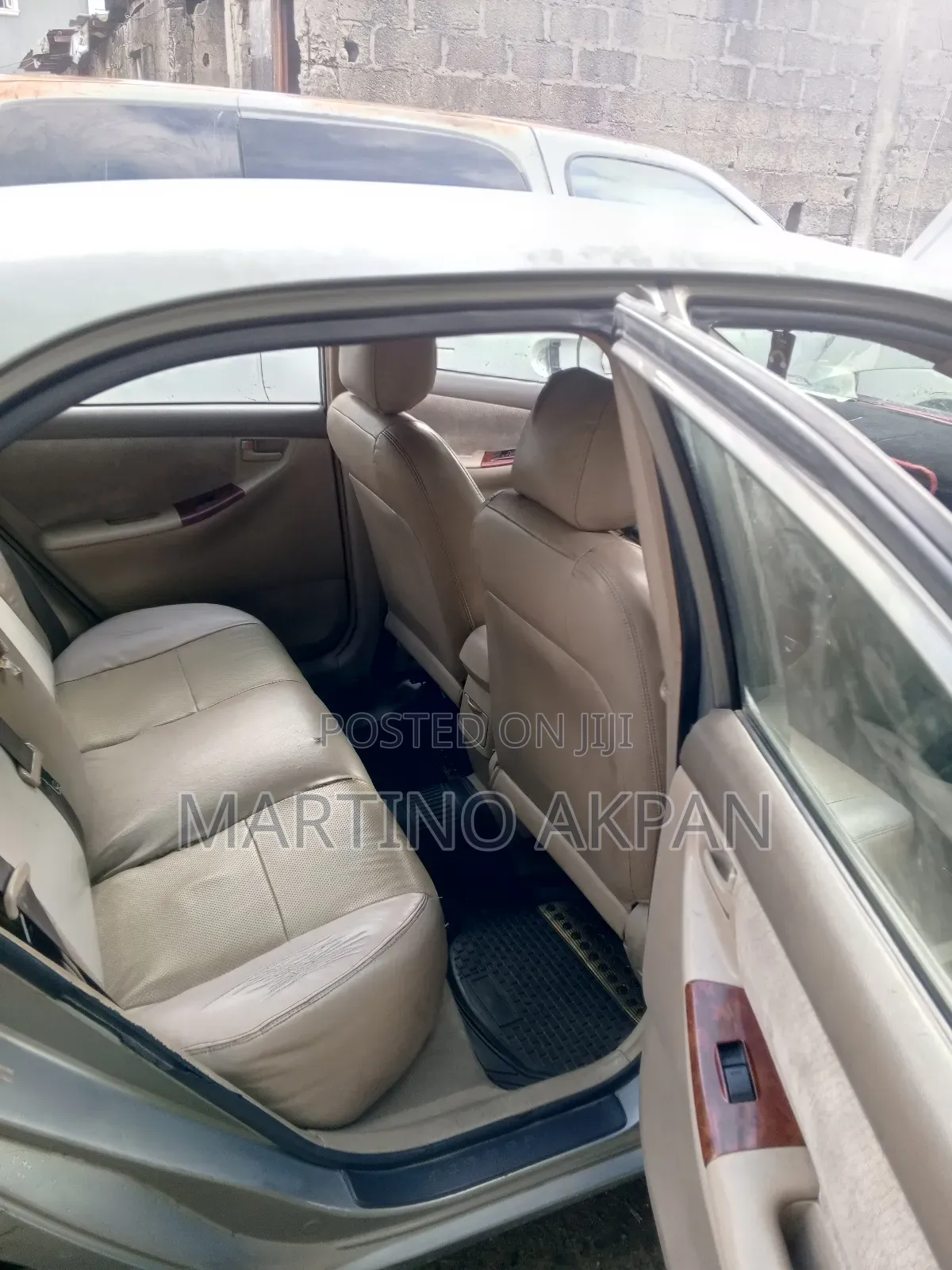 Toyota Corolla LE 2004 Gray
