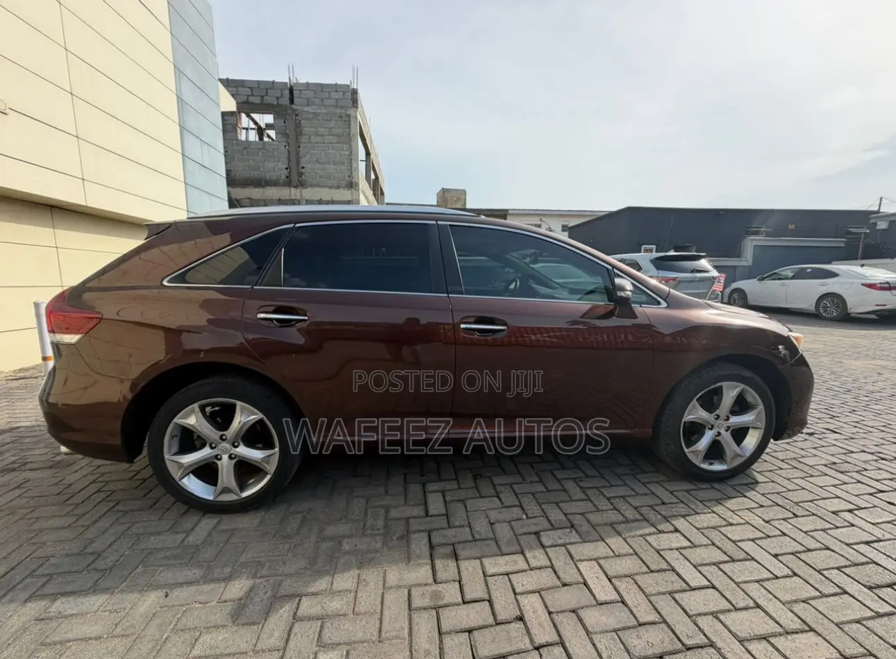Toyota Venza XLE AWD V6 2013 Burgundy