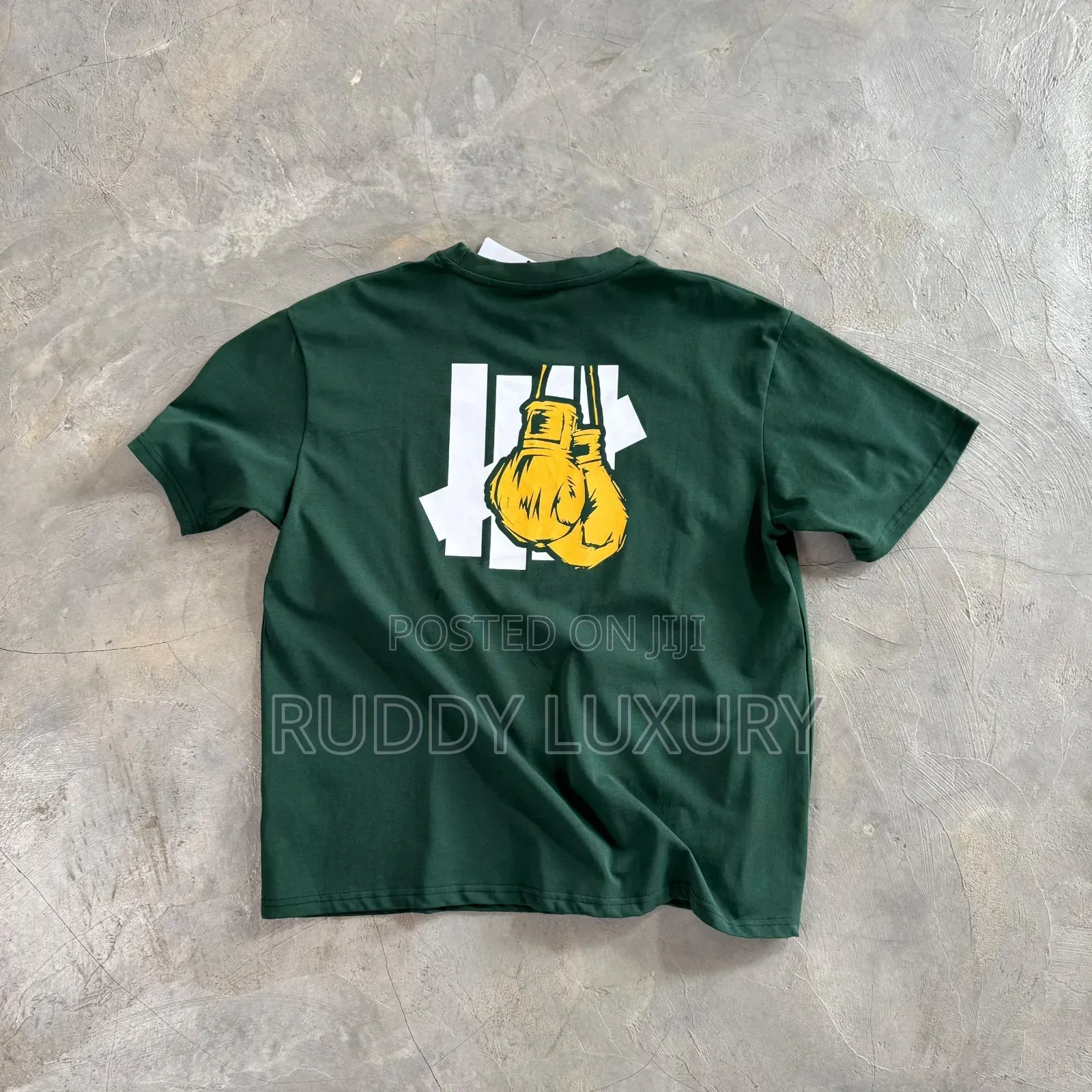 Vintage Heart Graphic Tee