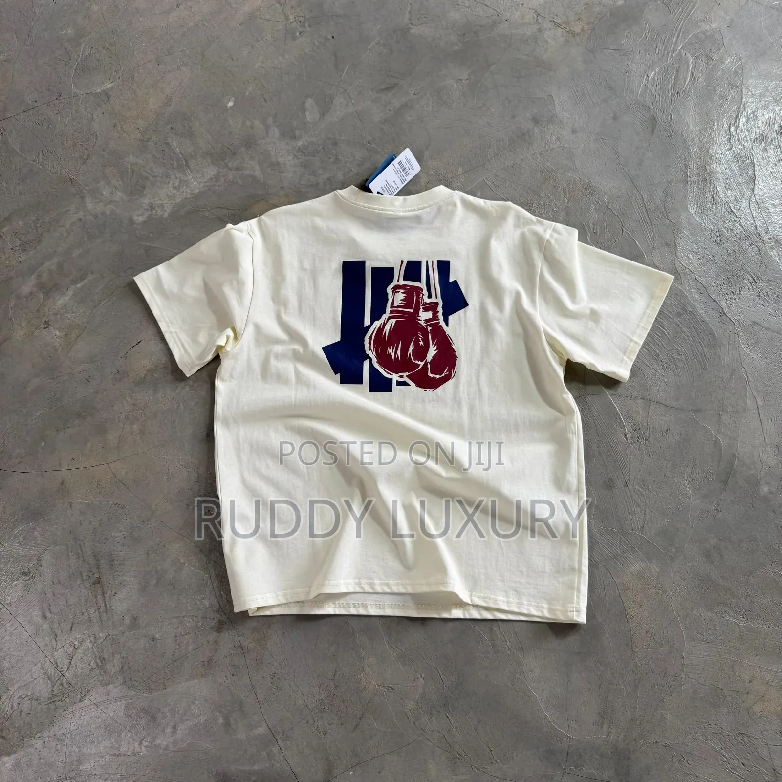 Vintage Heart Graphic Tee