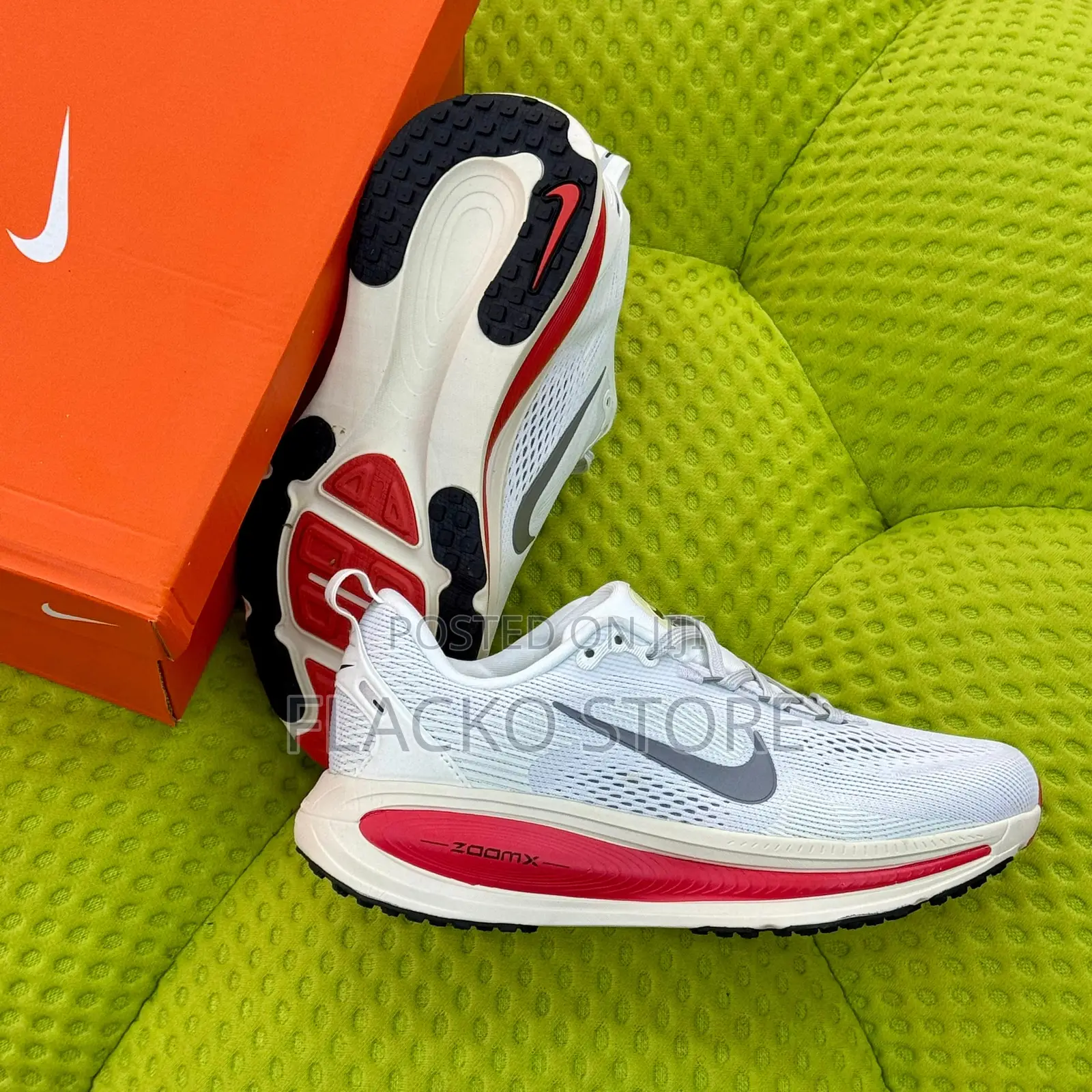 Original Nike Vomero 18 Zoom X Series Sneakers