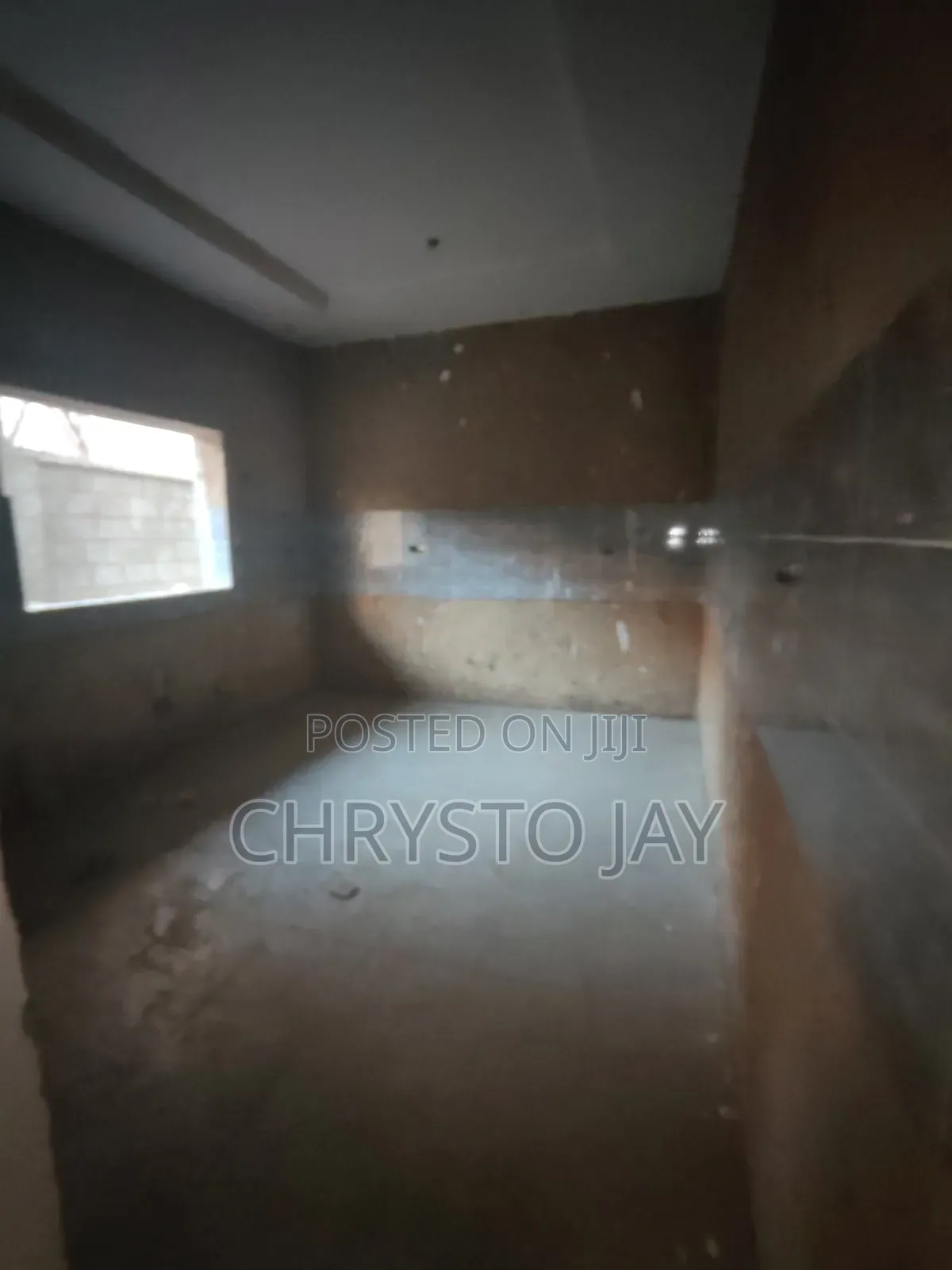 3bdrm Bungalow in Zone 6 / Wuse for sale