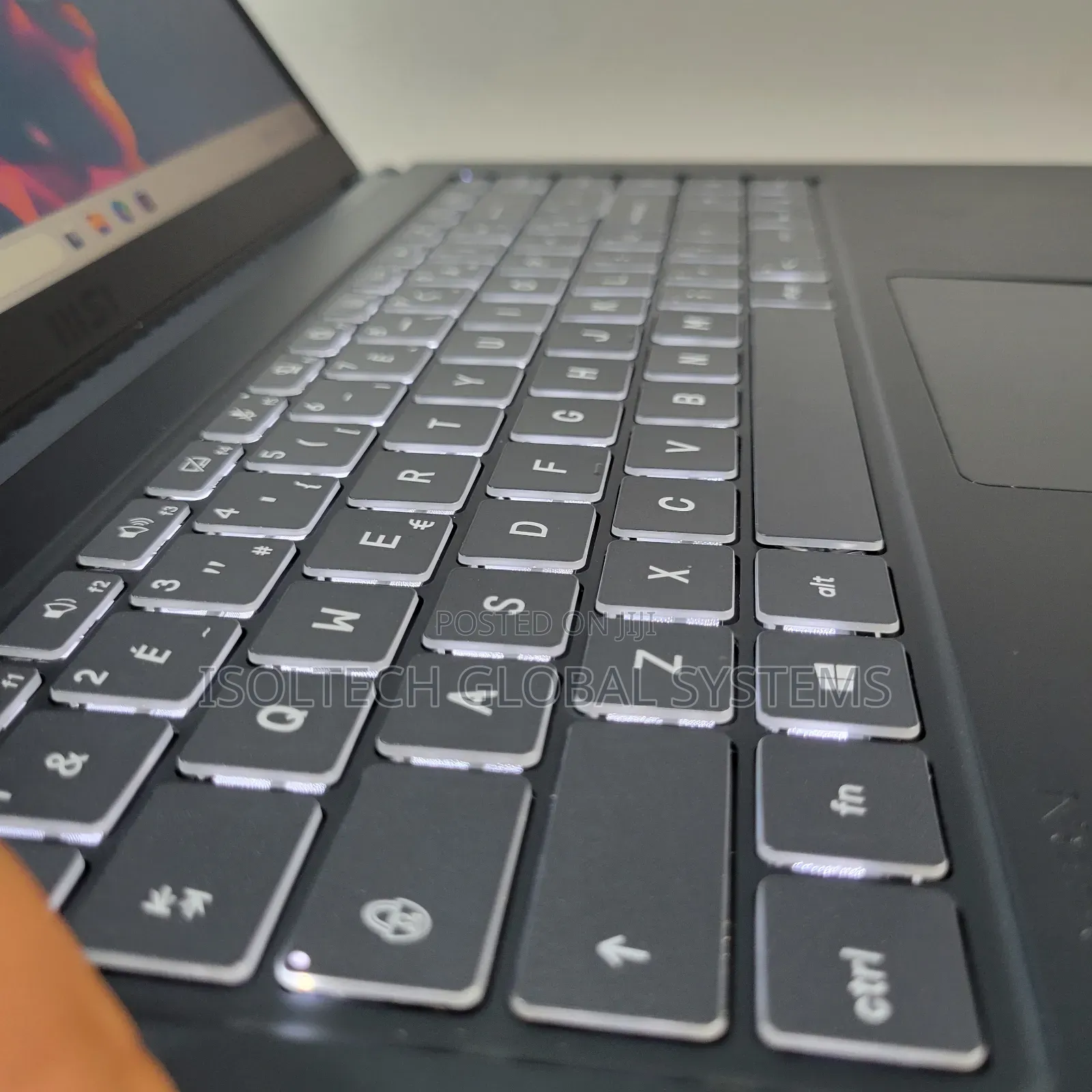 Laptop MSI 8GB Intel Core i3 SSD 512GB