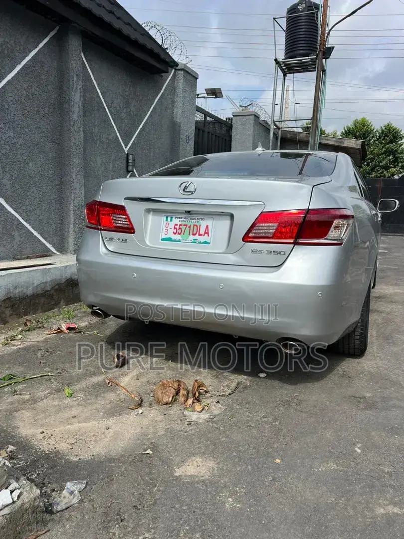 Lexus ES 350 2010 Silver