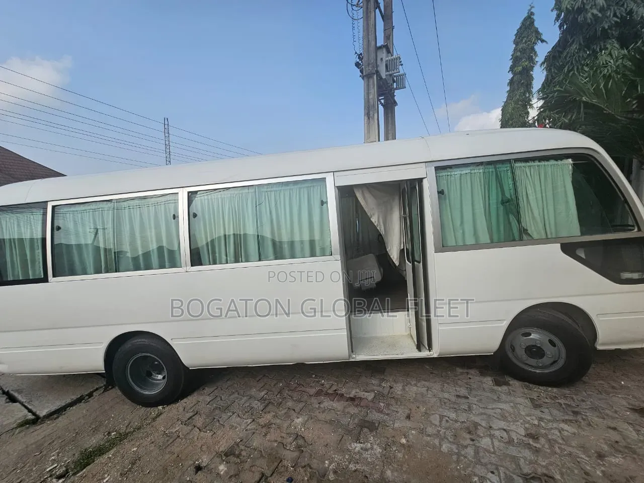 Coaster Hire Service (White Coaster)