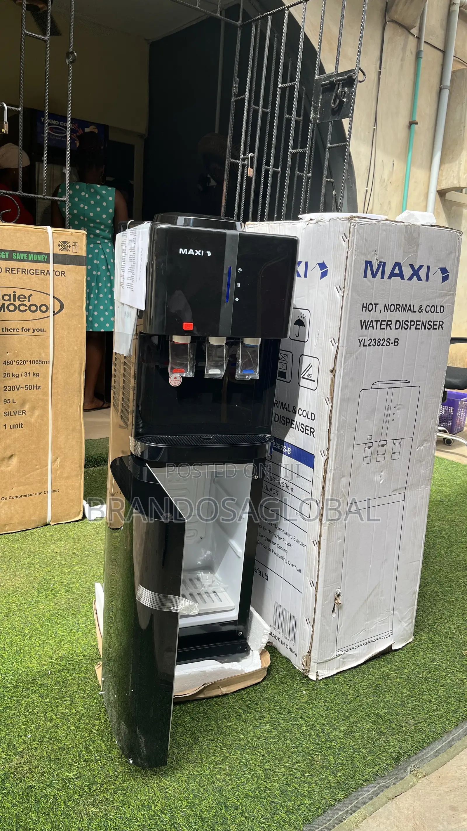 Maxi Water Dispenser Yl2382s-B – High Performance Water Dispenser