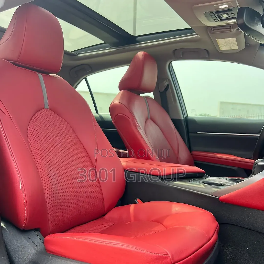 Toyota Camry XSE 2021 Red