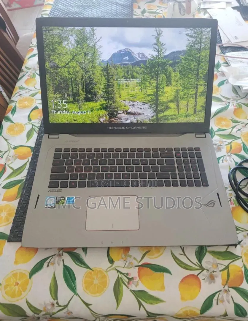 Laptop Asus ROG Strix G16 G614 8GB Intel Core i7 SSD 256GB
