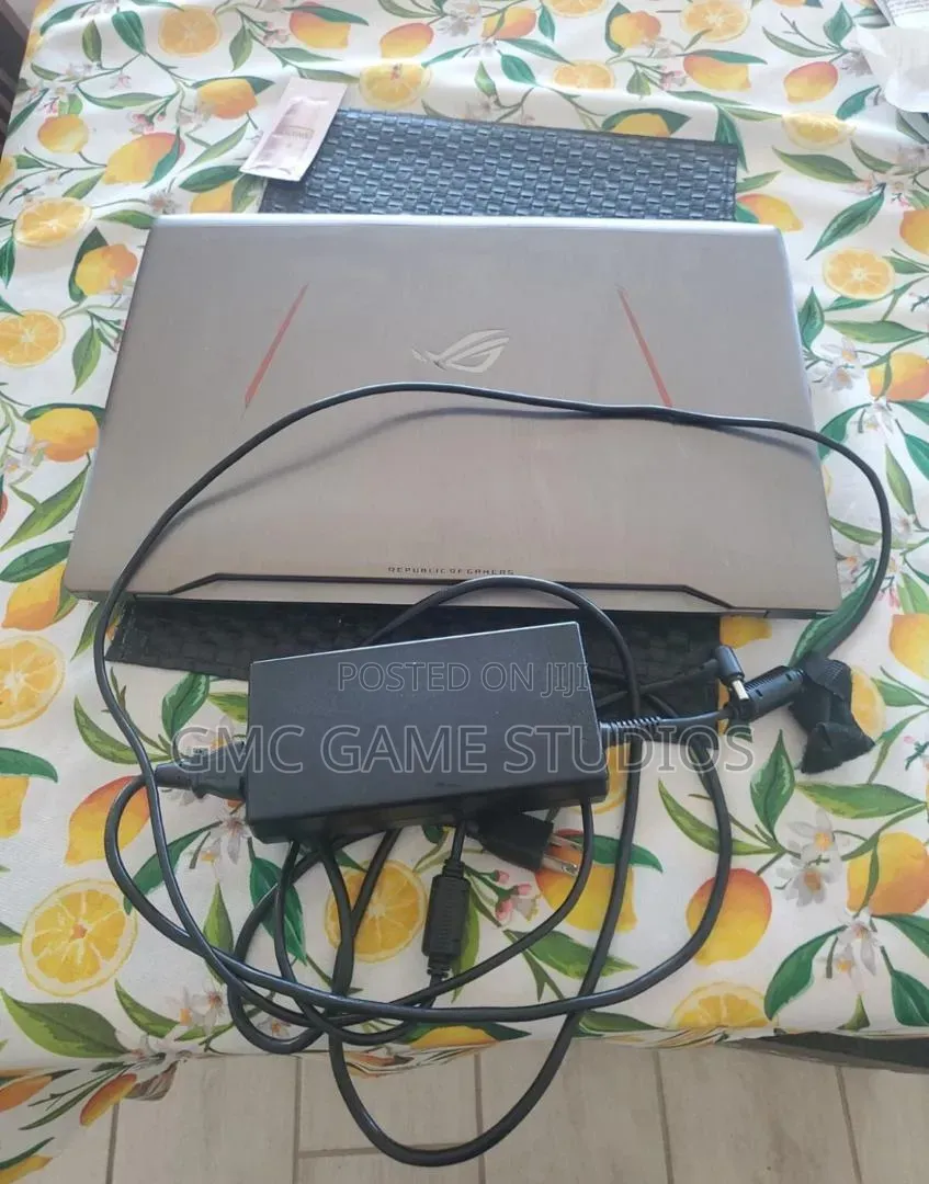 Laptop Asus ROG Strix G16 G614 8GB Intel Core i7 SSD 256GB