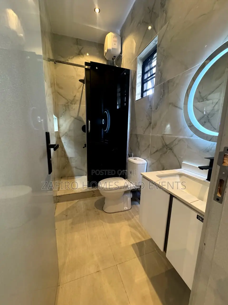 4bdrm Duplex in Agodi Gra for sale