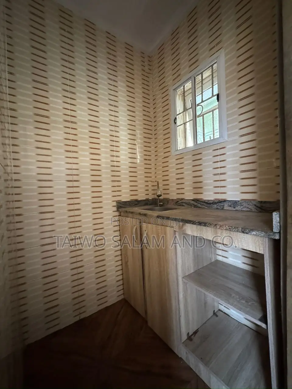 Studio Apartment in Ibadan Polytechnic/University for sale