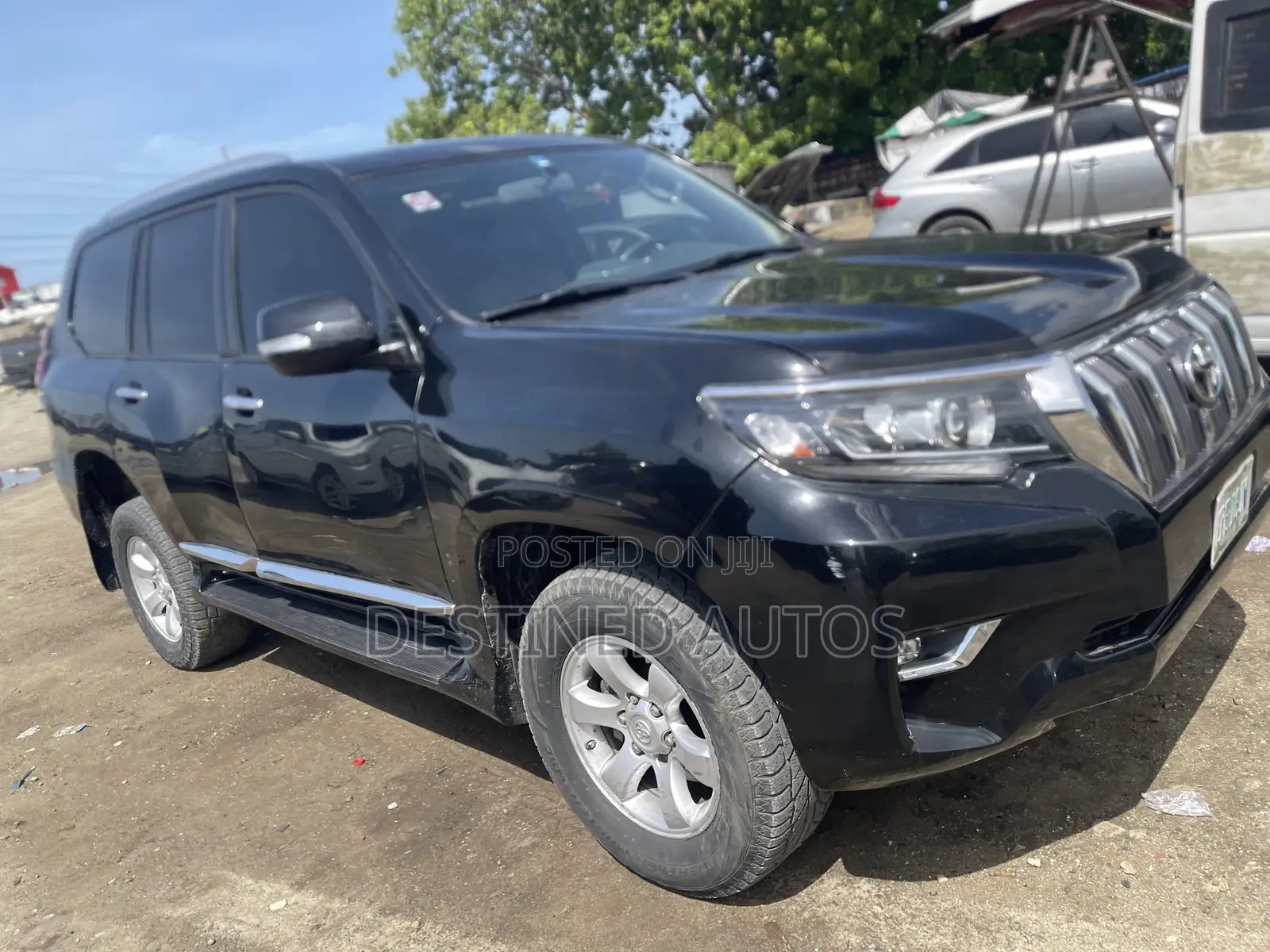 Toyota Land Cruiser Prado 2011 Black