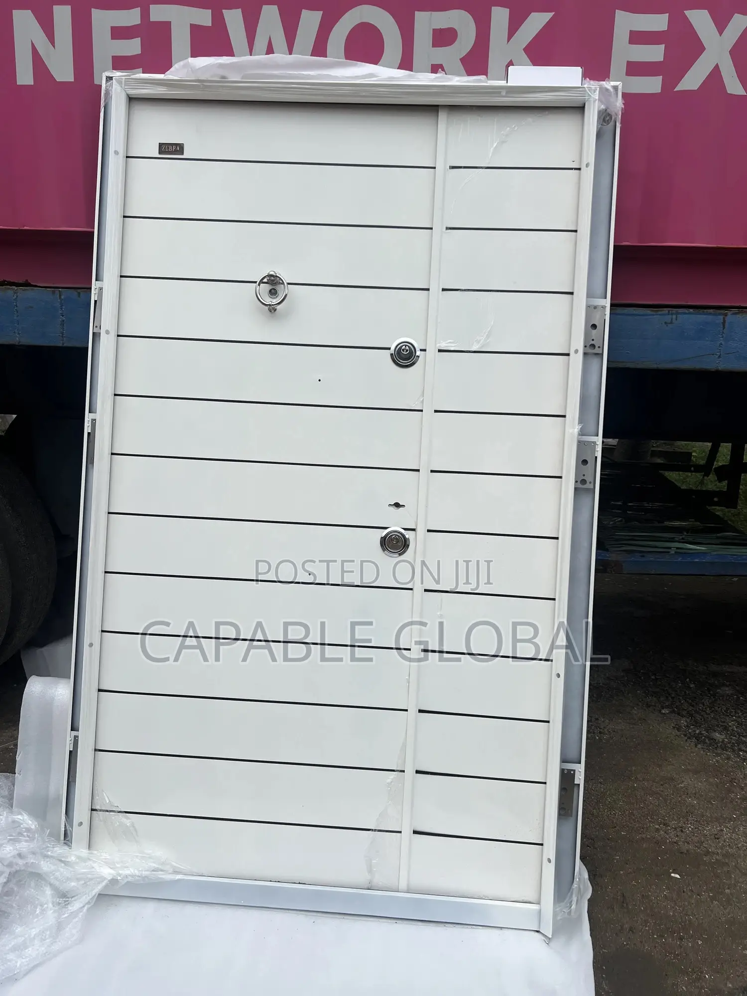 White and Black Turkey Steel