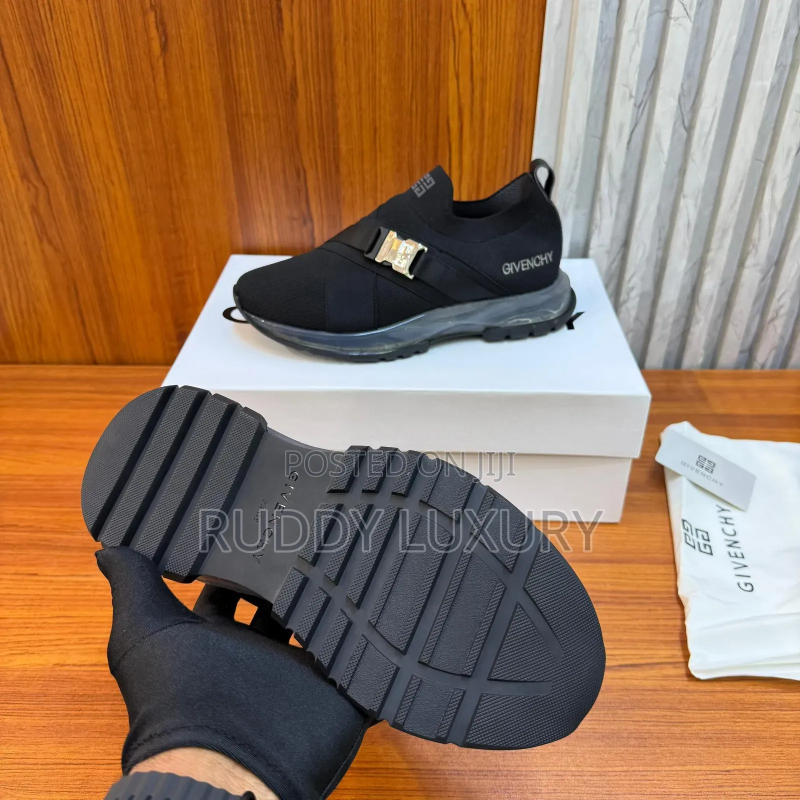 Givenchy Speed Knit Sneakers