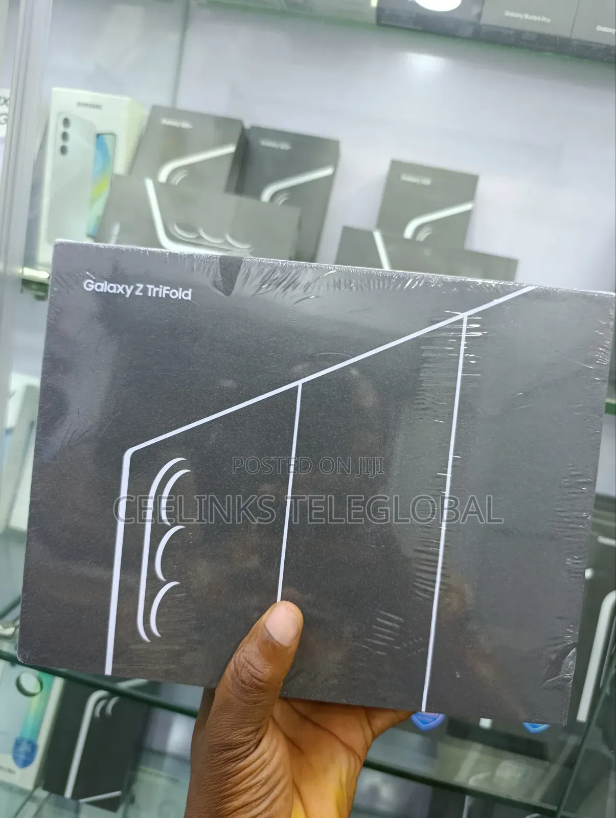 New Samsung Galaxy Z Trifold 512 GB Black