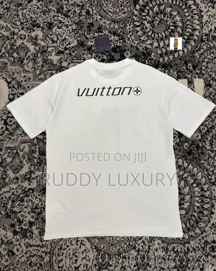 Louis Vuitton Signature Logo Tee