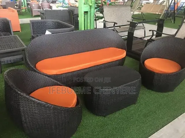 Coconut by 5 Seater for Ur Bar and Garden Use