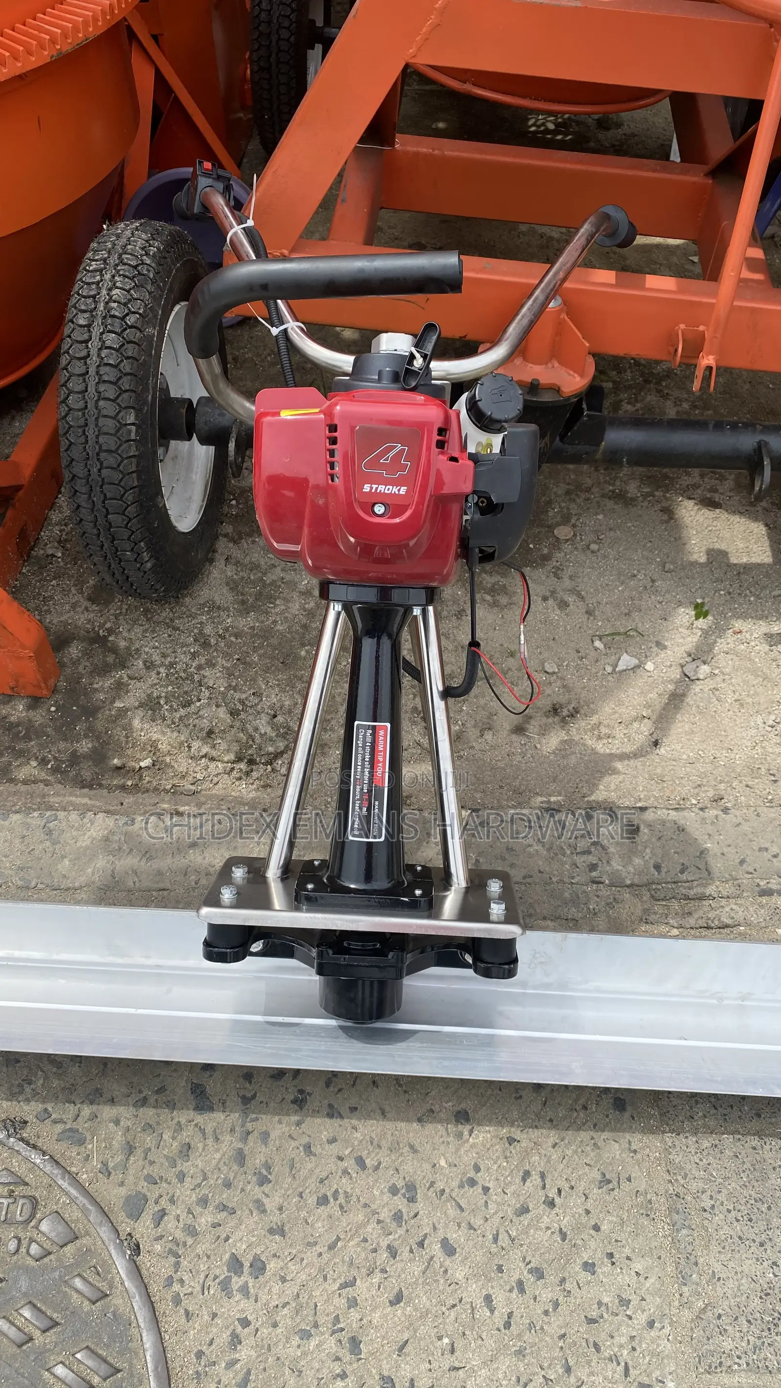 Concrete Vibrating Screed Machine