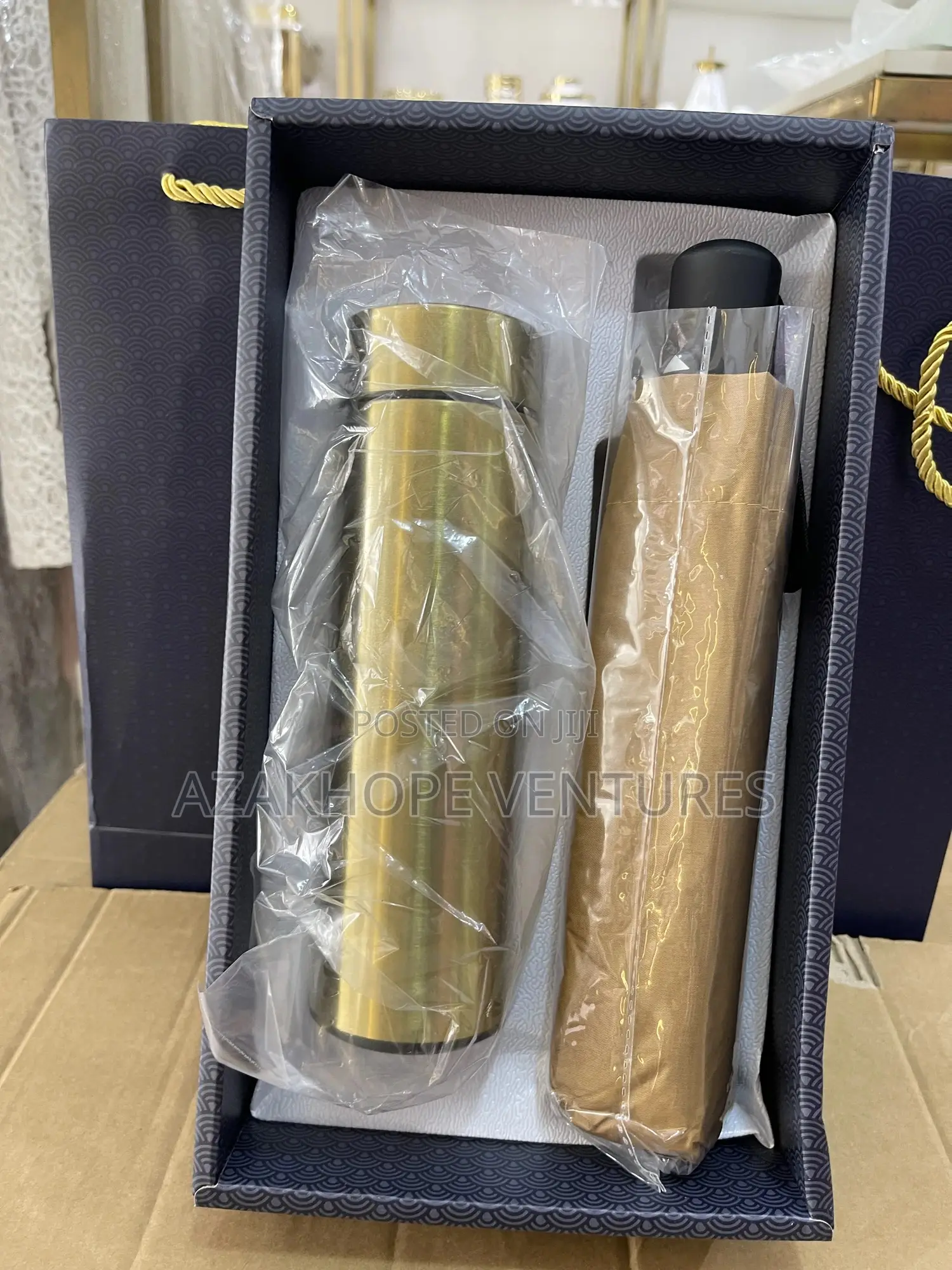 Generic Gold-Colored Stainless Steel Vacuum Insulated Water Bottle