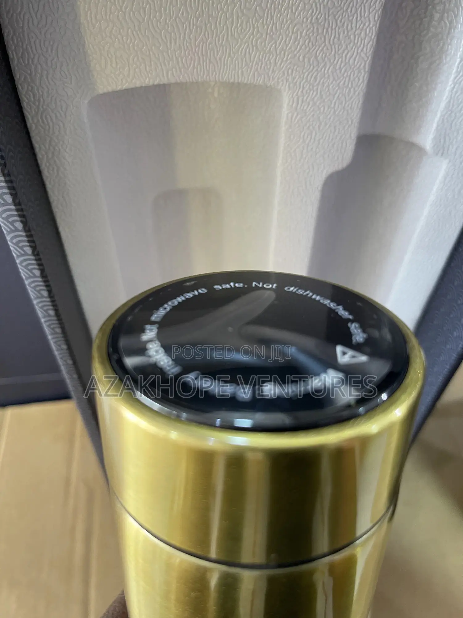 Generic Gold-Colored Stainless Steel Vacuum Insulated Water Bottle