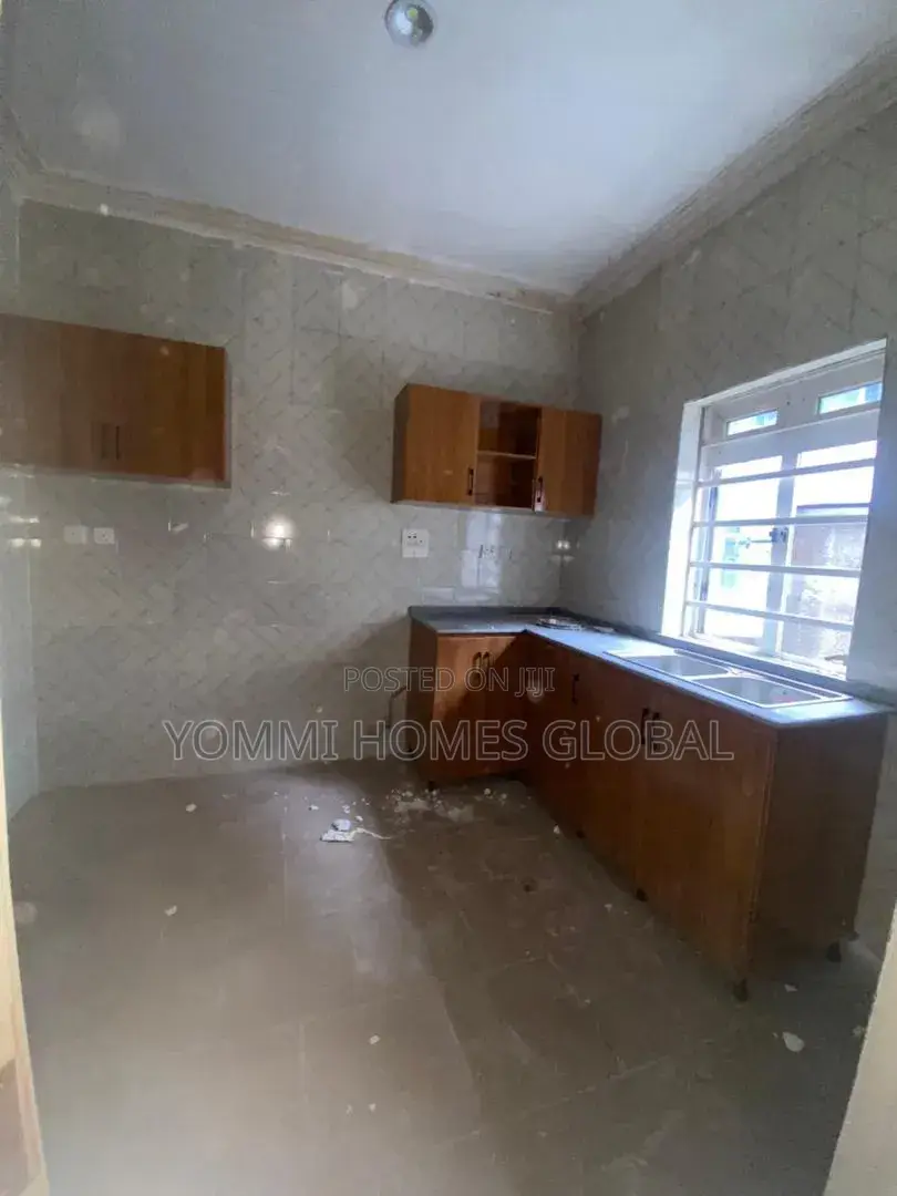 2bdrm Block of Flats in Gwarimpa Main., Gwarinpa for rent