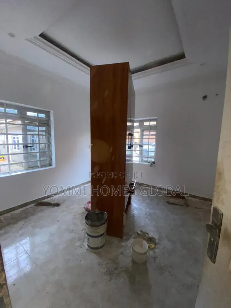 2bdrm Block of Flats in Gwarimpa Main., Gwarinpa for rent