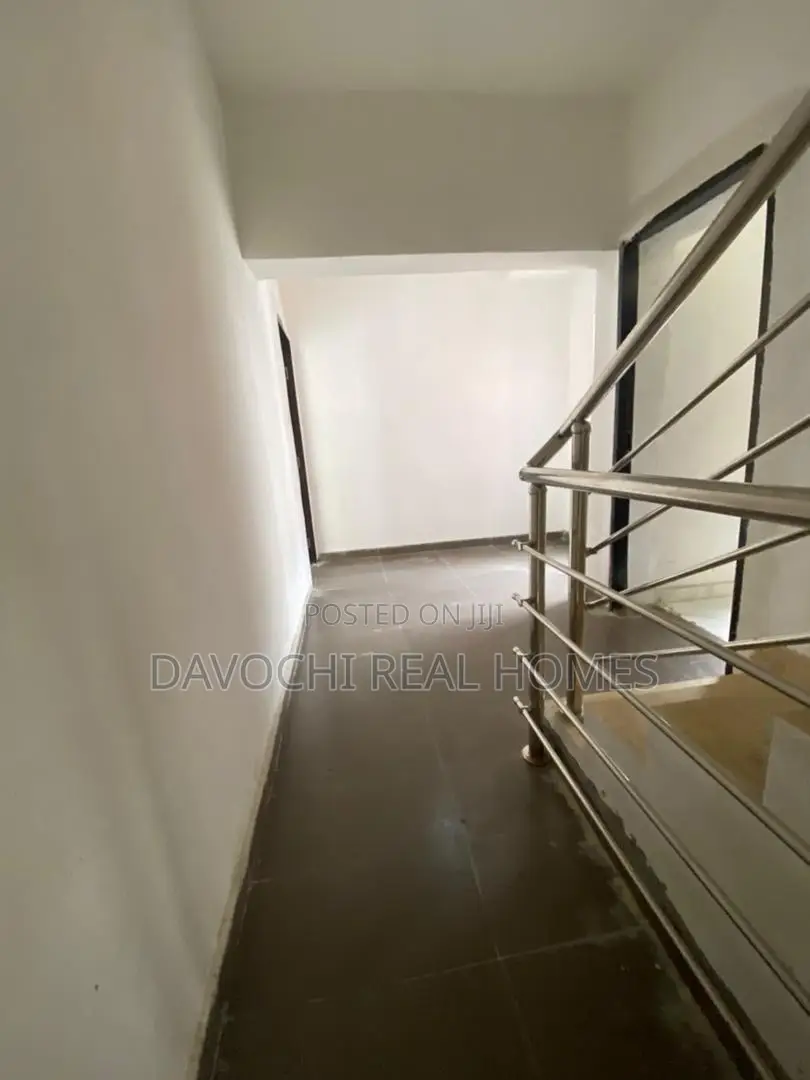 4bdrm Duplex in Osapa London Estate, Jakande for rent
