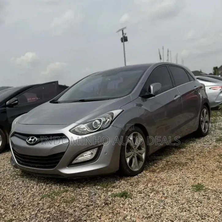 Hyundai Elantra GT 2013 Gray